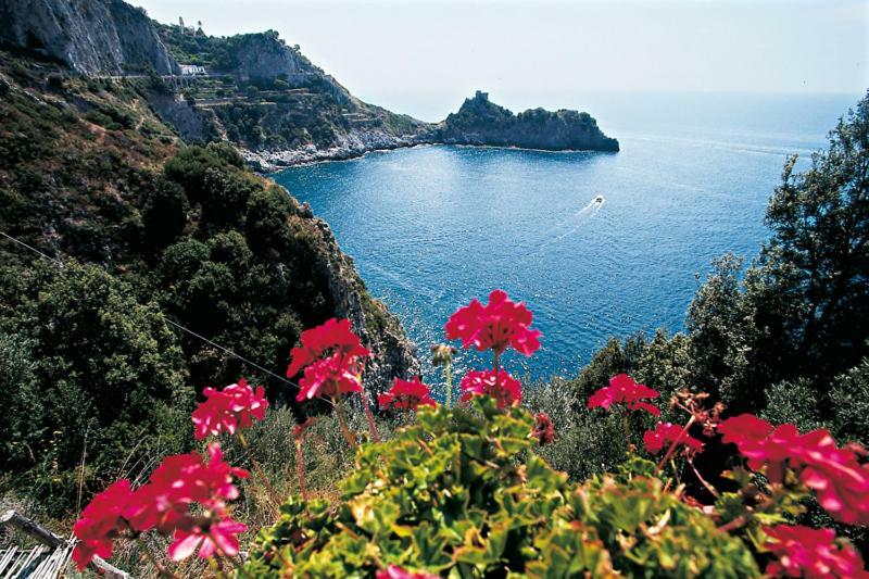 Апартаменты Coastal Cliff, Amalfi Pianillo Экстерьер фото